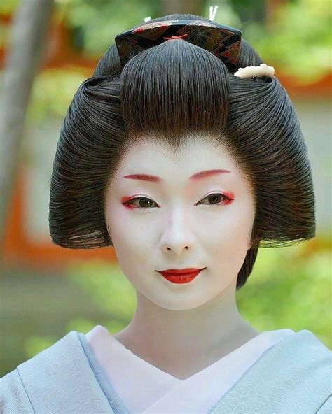 Traditional japanese makeup. Things To Know About Traditional japanese makeup. 